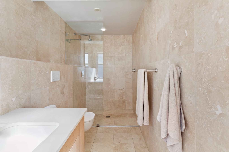 2 Bedroom Property for Sale in Sea Point Western Cape